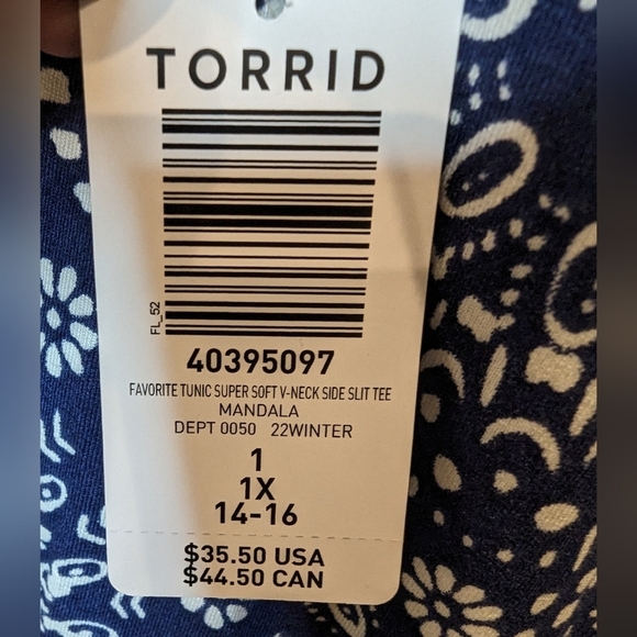 Torrid Favorite Tunic Super Soft blue V-Neck Tee Size 1x - Picture 11 of 11